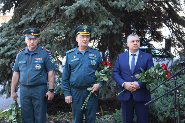 Состоялась торжественная церемония открытия мемориальной доски в память о Сергее Юрьевиче Никитенко.